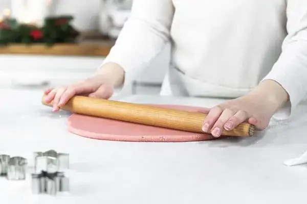 Jak zrobić oponę z masy cukrowej? Prosty poradnik bez błędów i frustracji