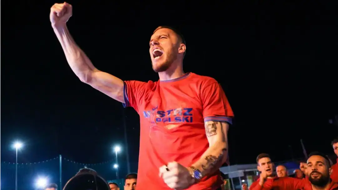 Ile zarabia Mistrz Polski? Miliony z Ekstraklasy i Ligi Mistrzów!