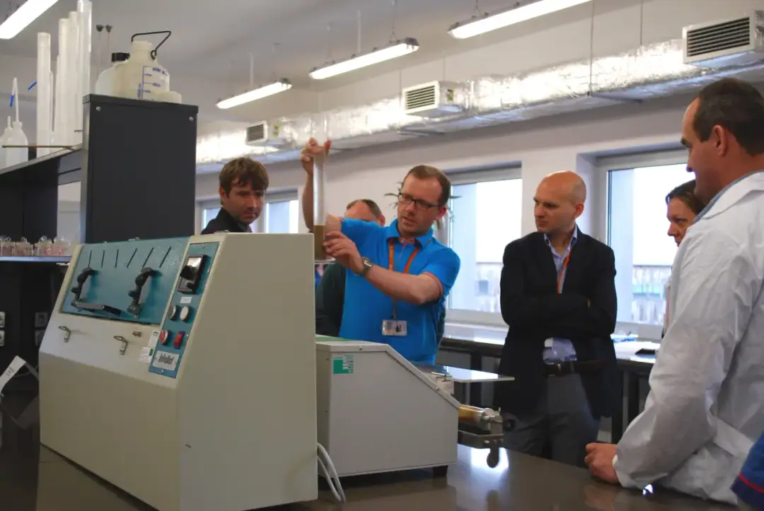 Praca w laboratorium drogowym - jakie obowiązki czekają na Ciebie?