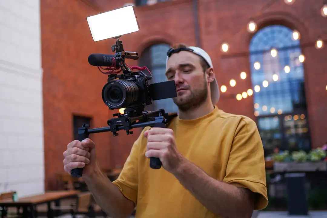 Panasonic GH5: Idealny aparat do filmowania 4K? Analiza