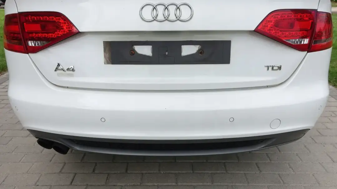 Wygląd i specyfikacje tylnej części Audi A4 generacji B8