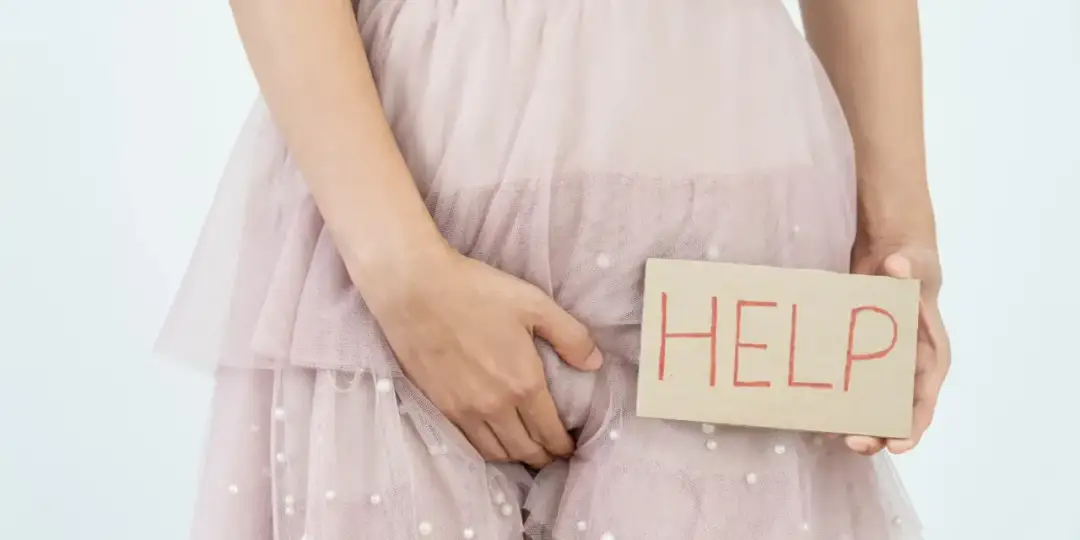 Co zrobić, żeby spódnica się nie podnosiła? Sprawdzone metody!