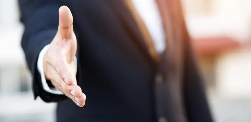 Rynek pracownika co to? Zrozum jego wpływ na Twoją karierę