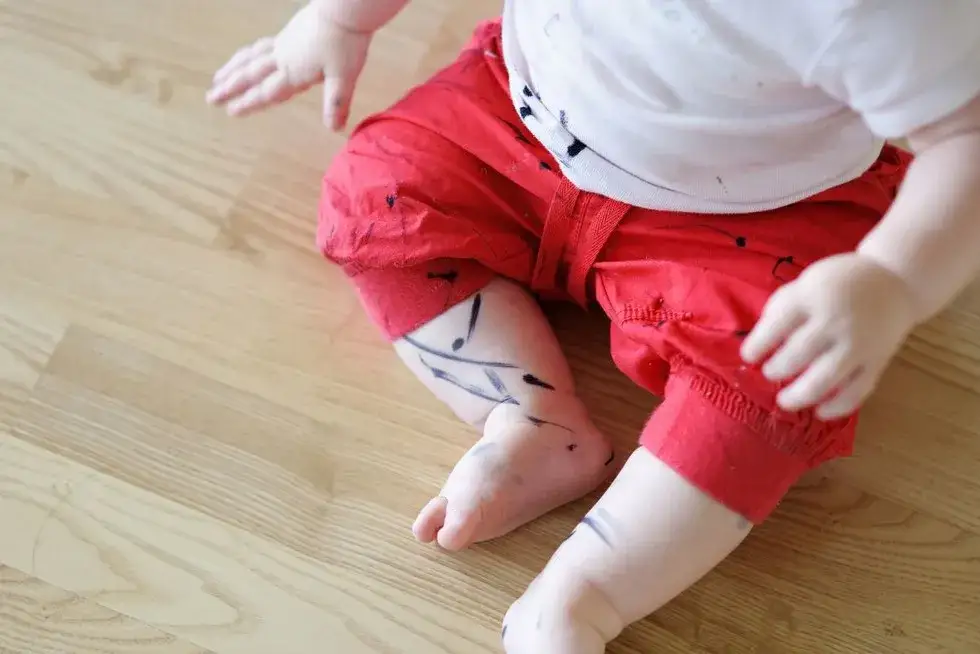 Jak zmyć marker z bluzki? Skuteczne metody i triki eksperta.