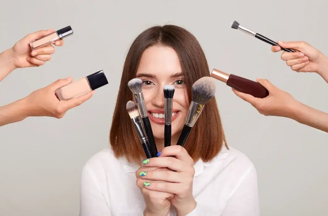 Jak wybrać idealną bazę pod makijaż dla cery dojrzałej? Porady i najlepsze produkty