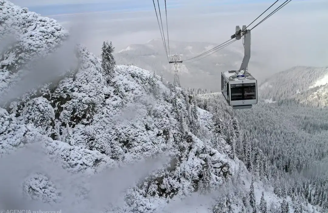 Kasprowy Wierch: Bilety bez kolejek? Ceny 2026, zniżki, online.