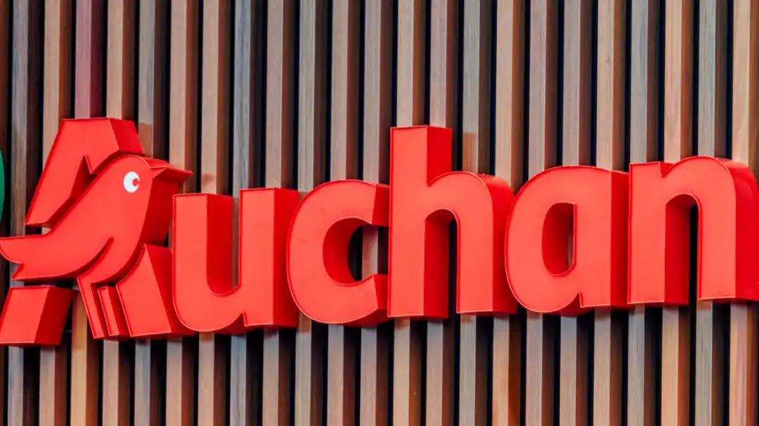 Auchan co to znaczy po polsku? Odkryj jego tajemnicze znaczenie