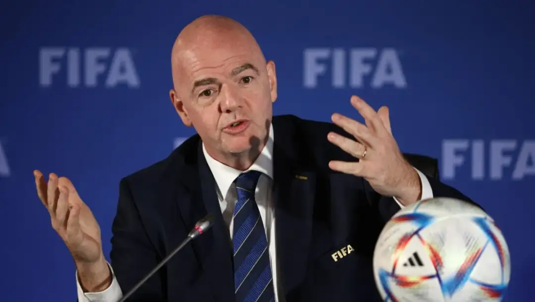 Poznaj prezesa FIFA - czym zasłynął najbardziej kontrowersyjny szef