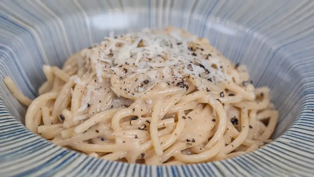 Pomysły na pyszne dania: co można zrobić z makaronem spaghetti