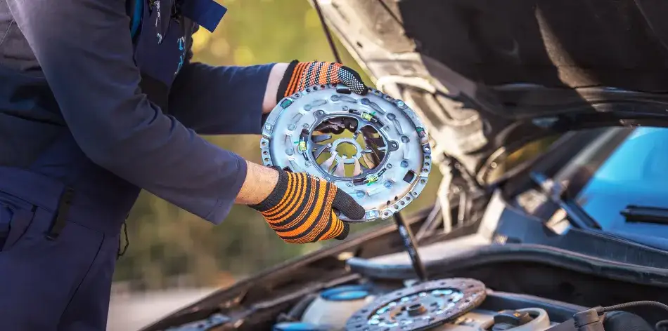 Síntomas de embrague gastado que no debes ignorar para evitar problemas