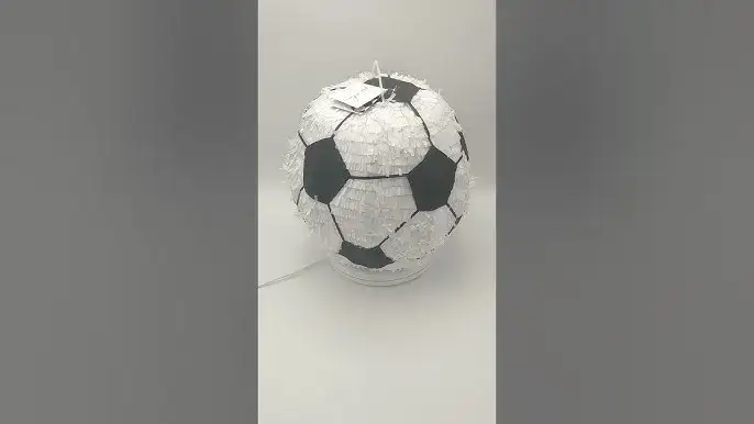 Jak zrobić piniatę piłkę – proste kroki do wyjątkowej zabawy