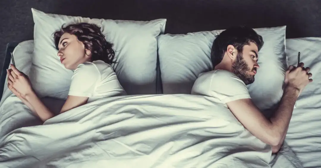 Jak pokonać nudę w związku? Sprawdzone sposoby na ożywienie relacji