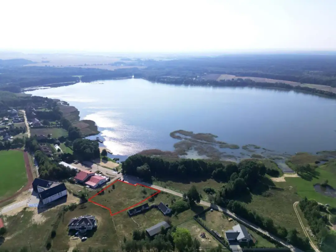 Działka nad jeziorem Warmińsko-Mazurskie - idealna na inwestycję lub wypoczynek
