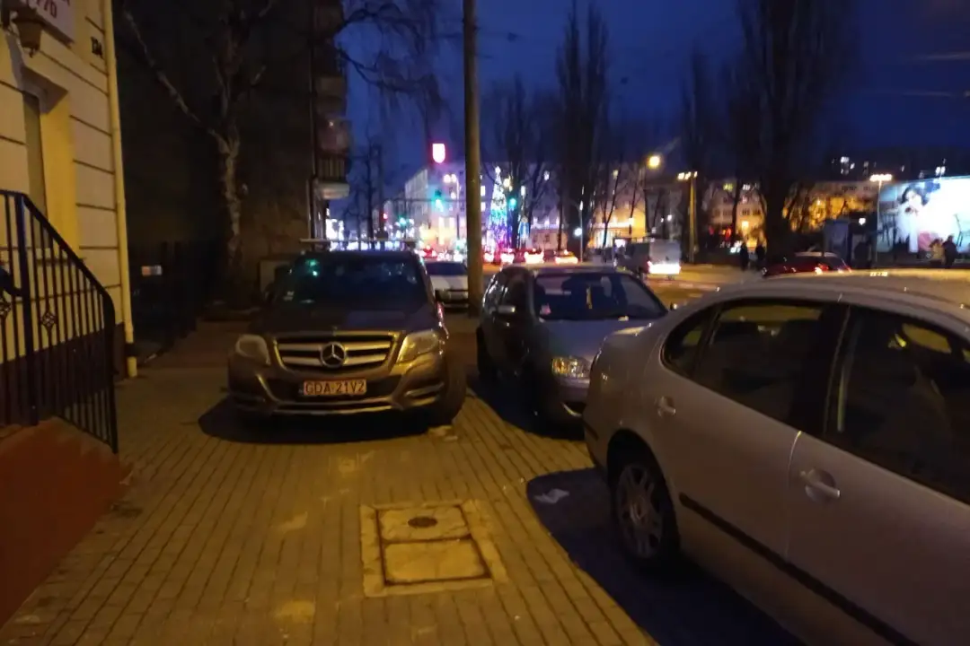 Jak anonimowo zgłosić wykroczenie drogowe i uniknąć problemów