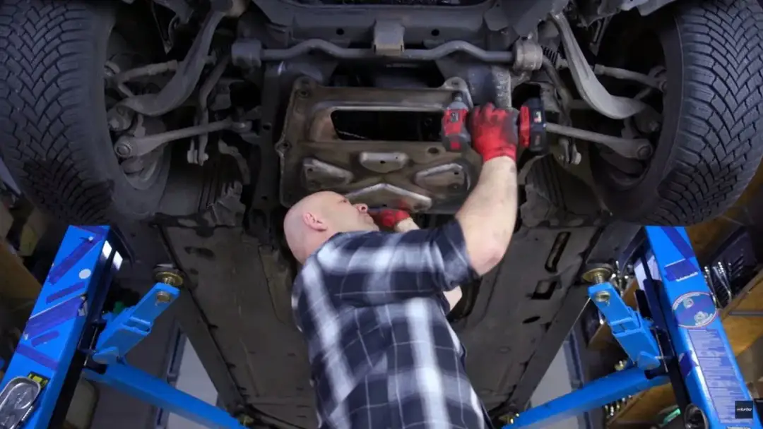 Gdzie jest DPF w Opel Insignia? Kluczowe informacje dla kierowców