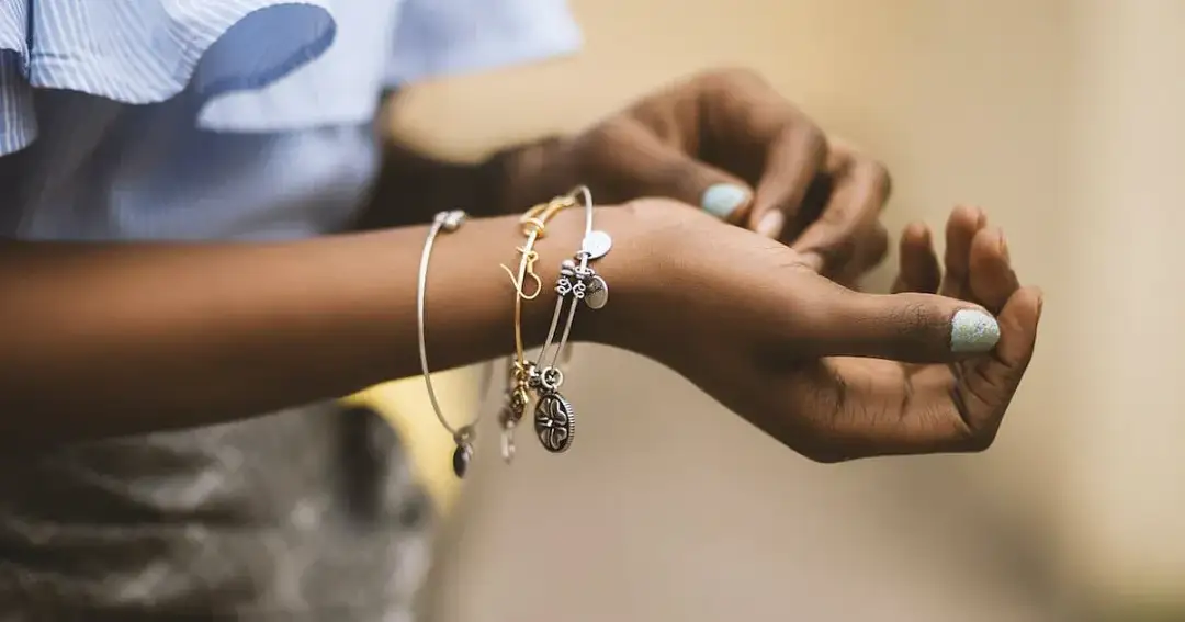 Bransoletka Oko Proroka znaczenie: Ochrona i symbolika amuletu Bransoletka Oko Proroka znaczenie: Ochrona i symbolika amuletu