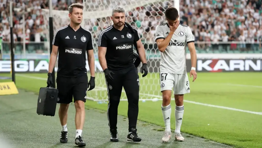 Bartosz Kapustka statystyki – jak jego wyniki wpływają na Legię?