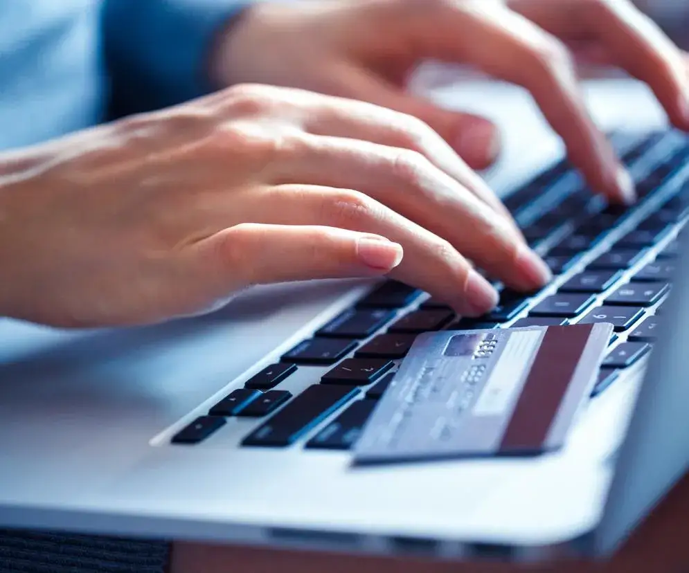 Jak zapłacić mandat przelewem Santander - prosta instrukcja krok po kroku