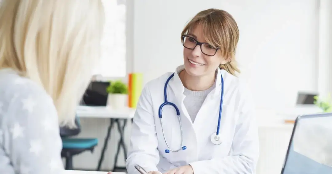 Badania okresowe: Czy przysługuje dzień wolny na badania?