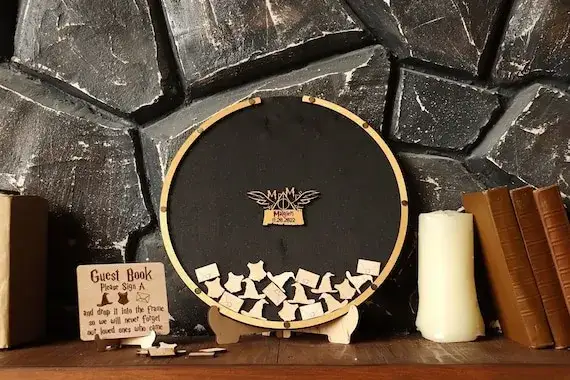 Co zamiast księgi gości? Odkryj unikalne pamiątki na wesele!