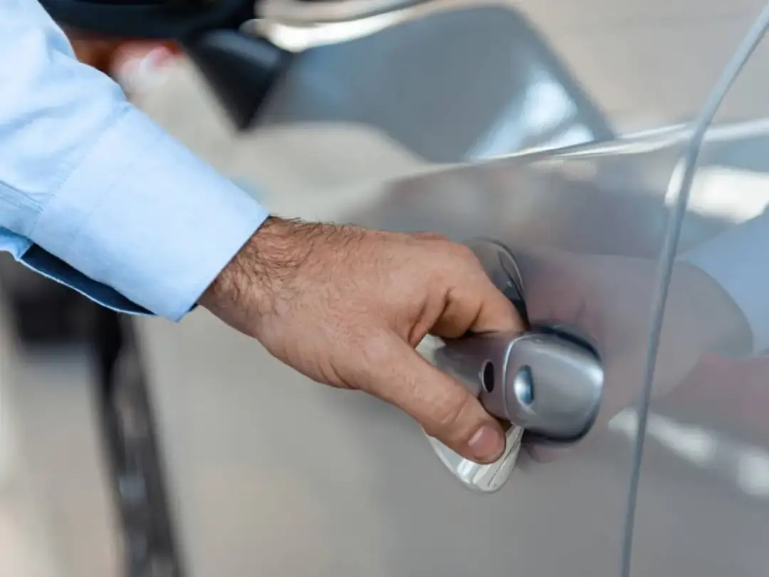 Jak rozruszać zamek w samochodzie – skuteczne sposoby na zablokowany zamek