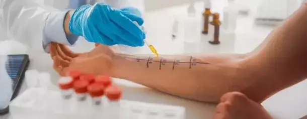 Alergia na leki? Gdzie i jak wykonać testy w Polsce + koszty