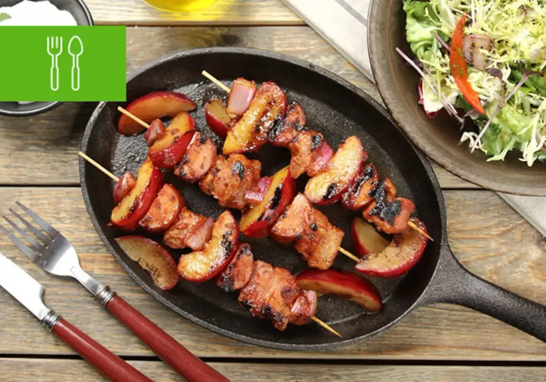 Najlepsze przepisy na kiełbasę na grilla, które zachwycą smakoszy