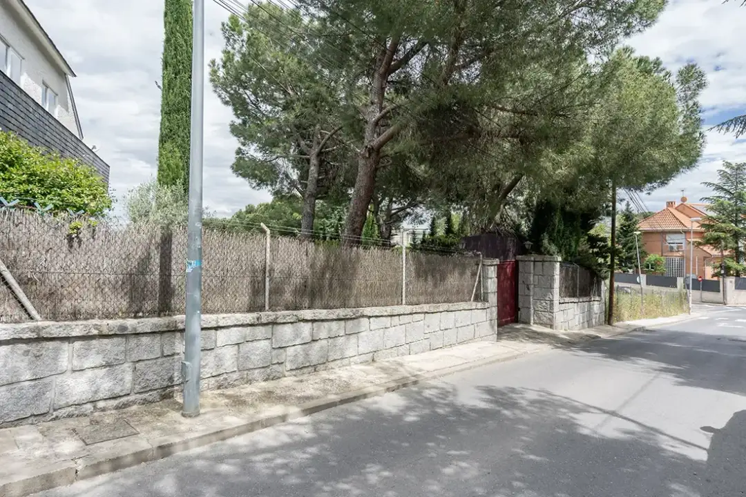 Terrenos urbanizables baratos en Madrid: opciones asequibles y seguras