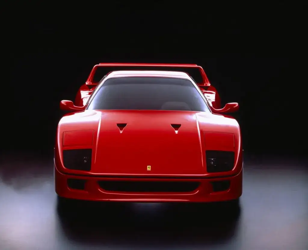 Ile kosztuje ferrari f40? Zaskakujące ceny i czynniki wpływające na wartość