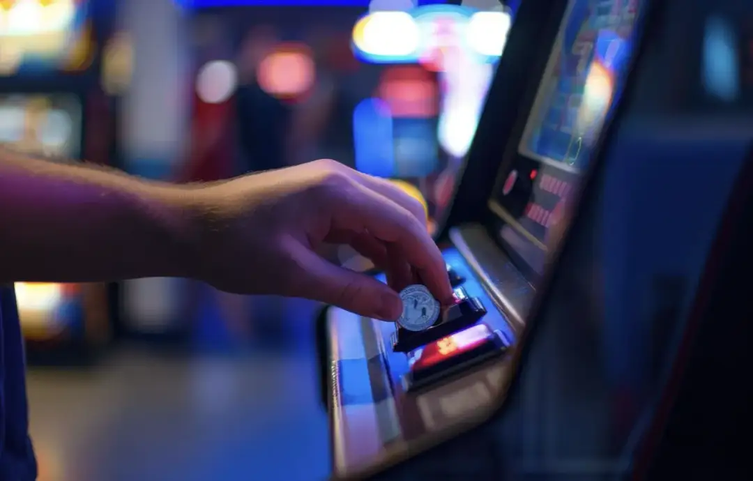 Nieznane historie nowych salonów gier: odkrywanie nowych platform rozrywkowych online w 2025 roku