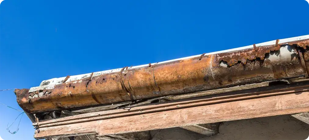 Koszt wymiany rynien: Ceny, czynniki i kalkulacja wydatków