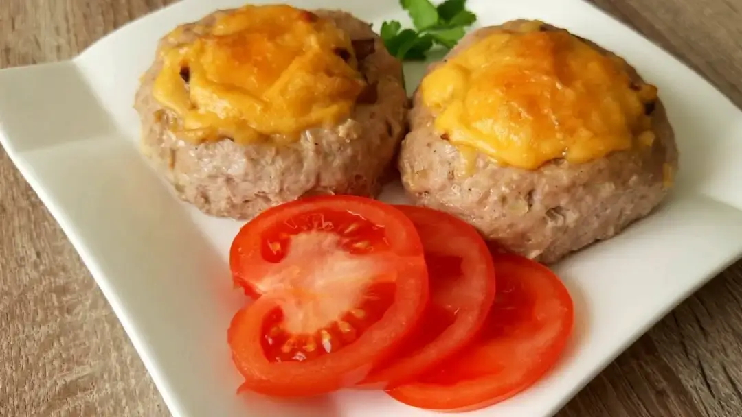 Najlepsze przepisy z mięsa mielonego: szybkie i smaczne dania