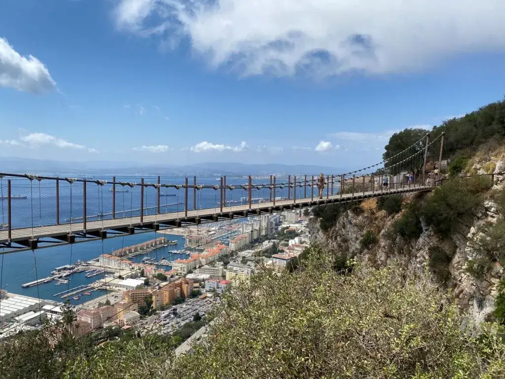 Jak dojechać na Gibraltar? Wszystkie sposoby dotarcia na półwysep