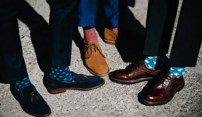 Jak dobrać skarpetki do garnituru, by uniknąć modowych wpadek?