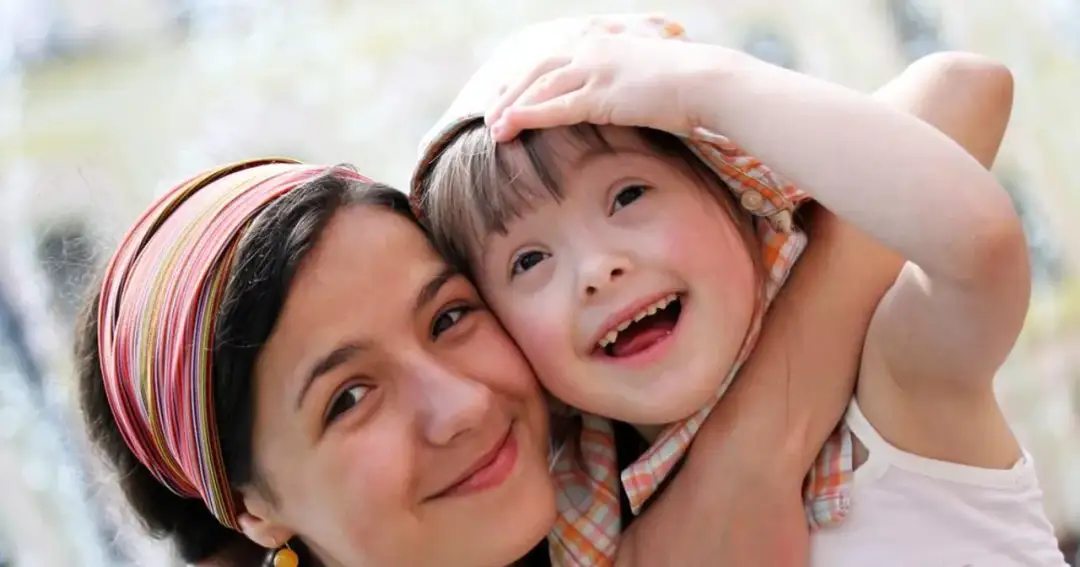 Dlaczego osoby z zespołem Downa wyglądają tak samo? Oto powody