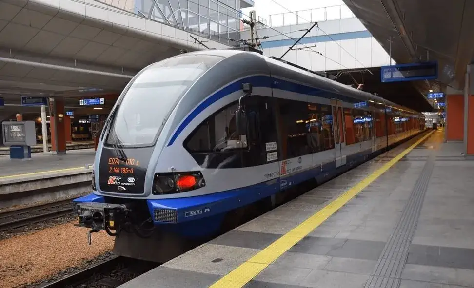 Brak bezpośredniego pociągu z Krakowa do Władysławowa - co musisz wiedzieć?