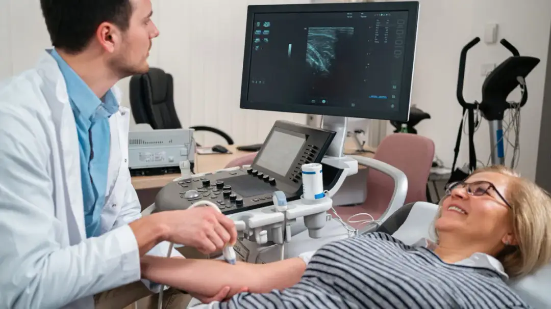 Jak wygląda badanie dopplera? Poznaj bezbolesny proces i korzyści