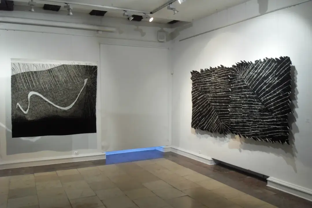 Kto tworzy tkaniny ścienne? Od rzemiosła po luksus przewodnik