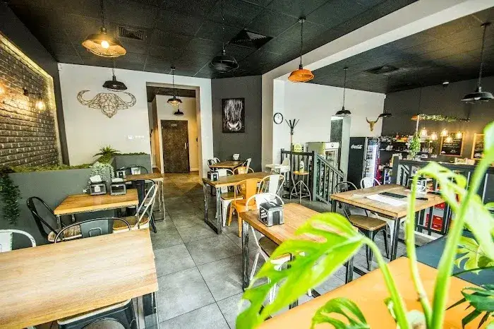 Gdzie zjeść w Szczecinie? Sprawdź najlepsze restauracje i lokalne smaki