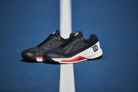 Jakie buty do tenisa stołowego zapewnią komfort i bezpieczeństwo?