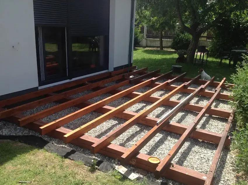 Skuteczne sposoby na zabezpieczenie legarów pod taras - forum porad