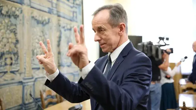 Kim jest marszałek senatu? Poznaj jego rolę i znaczenie w Polsce