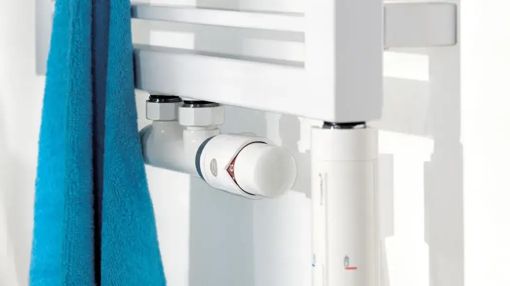 Czym zalać grzejnik elektryczny, aby zapewnić jego prawidłowe działanie