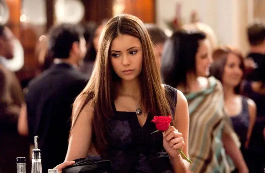 Pamiętniki wampirów sezon 1 ile odcinków? Odkryj wszystkie szczegóły!