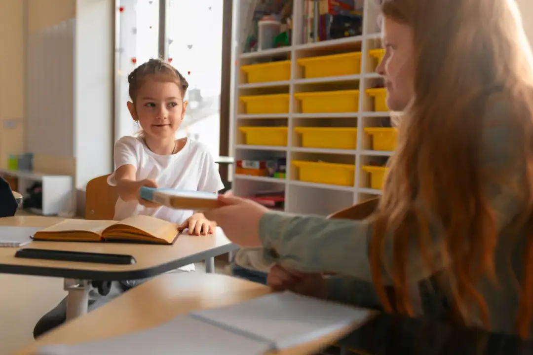 Czy nauczanie indywidualne może być w etacie? Poznaj fakty