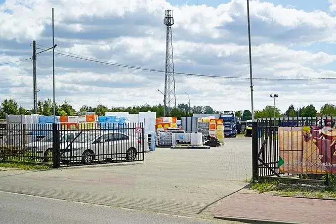 Gdzie kupić materiały budowlane w Gdyni i Gliwicach? Przewodnik