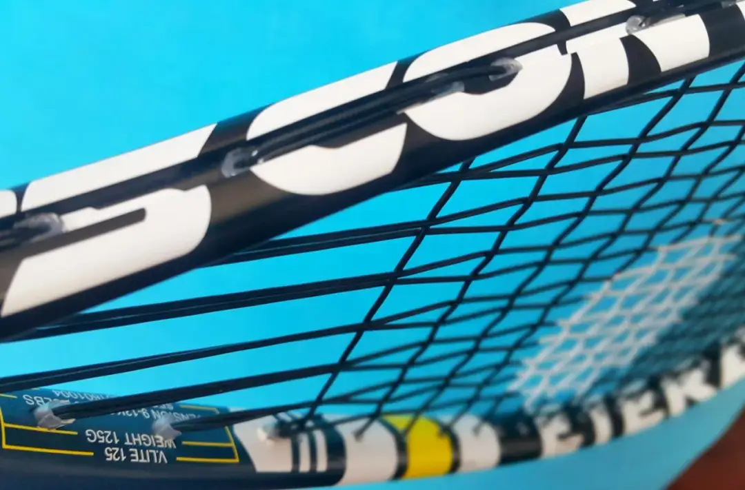 Jaki naciąg do rakiety squash? Wybierz najlepszy dla swojego stylu gry