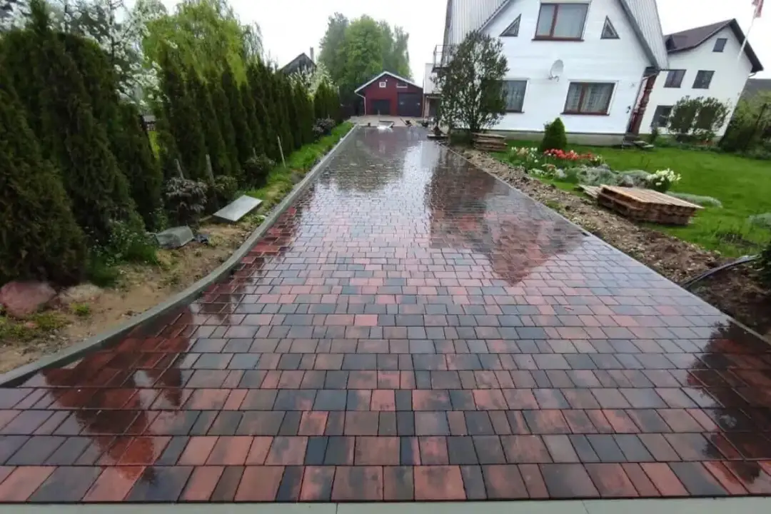 Idealny kolor kostki na podjazd? Wybierz mądrze i bez błędów!