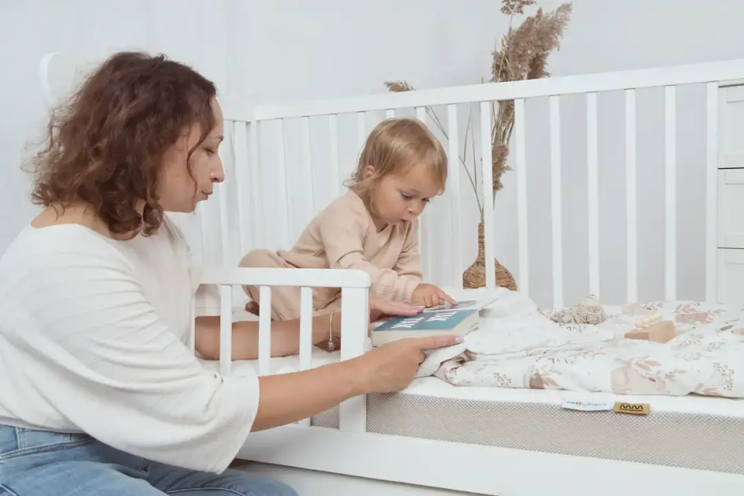 Jaki materac dla noworodka opinie lekarzy – uniknij błędów przy wyborze