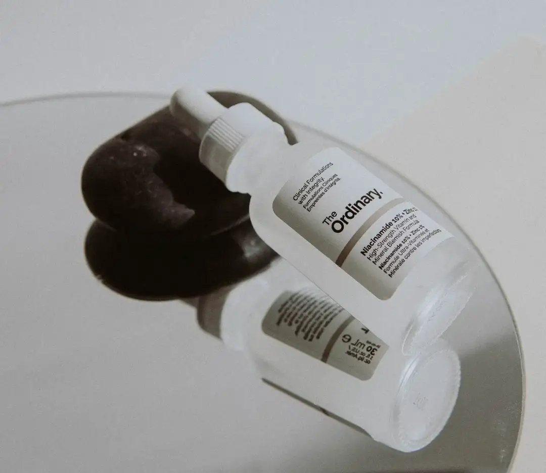 Co nałożyć po peelingu The Ordinary, aby uniknąć podrażnień?